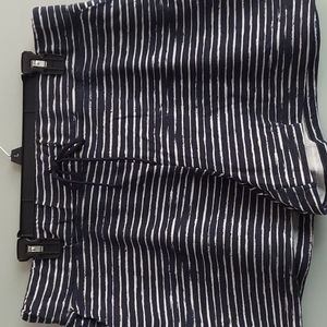 Black and white stripped cotton/polyester shorts size XL